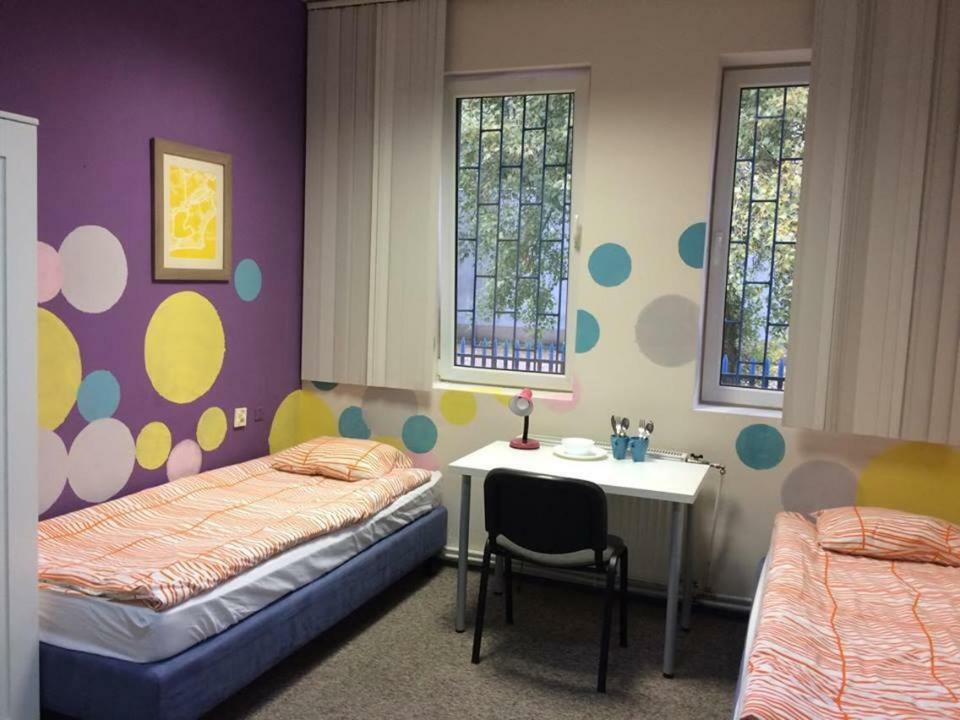 Hostel Erasmus House *